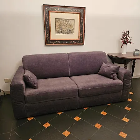 شقة And Cozy In *